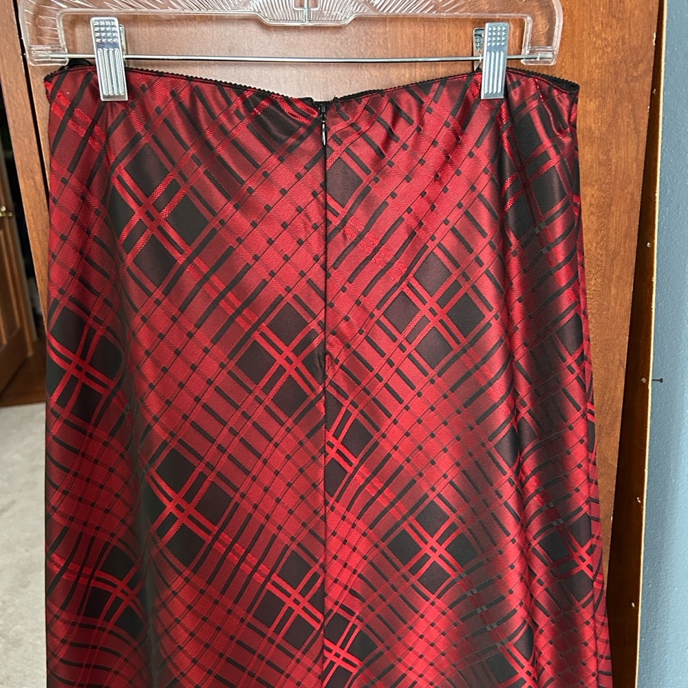 Alex Evenings Plaid Print Formal Maxi Skirt Size M - Picture 9 of 9